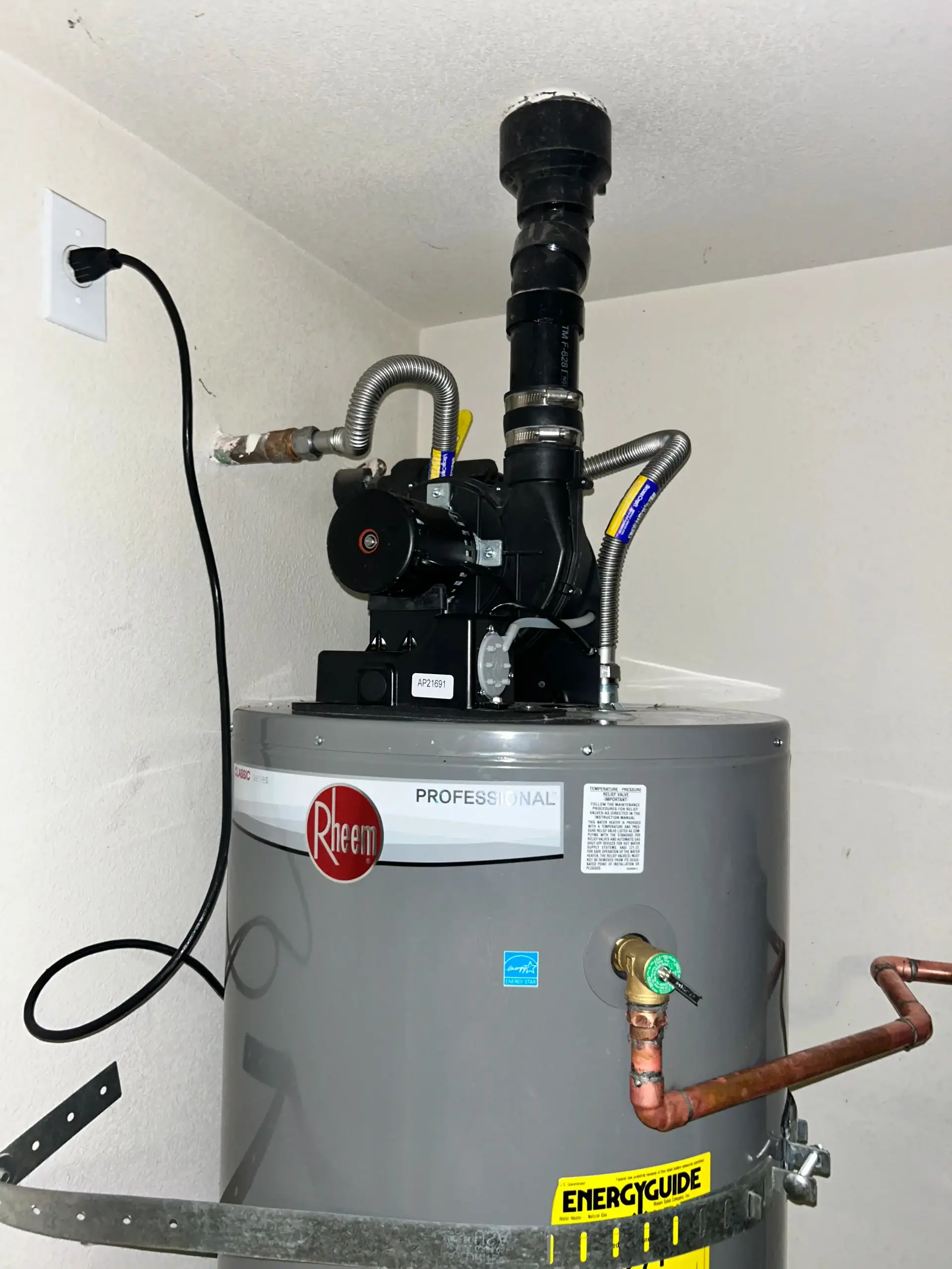 Water heater installation Ontario CA - Regal Plumbing & Rooter